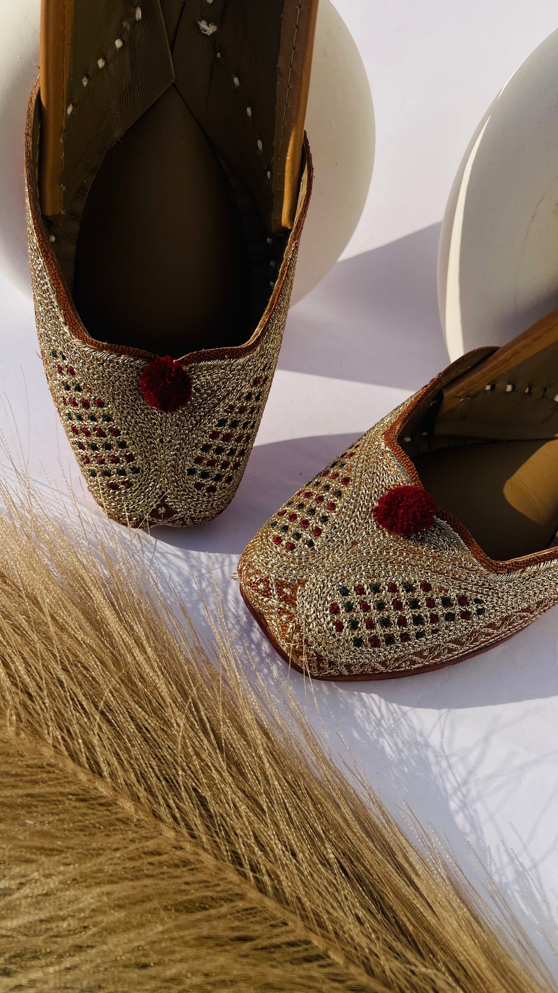 Mehfil-e-Zari ~ Heirloom Gold Punjabi Juttis